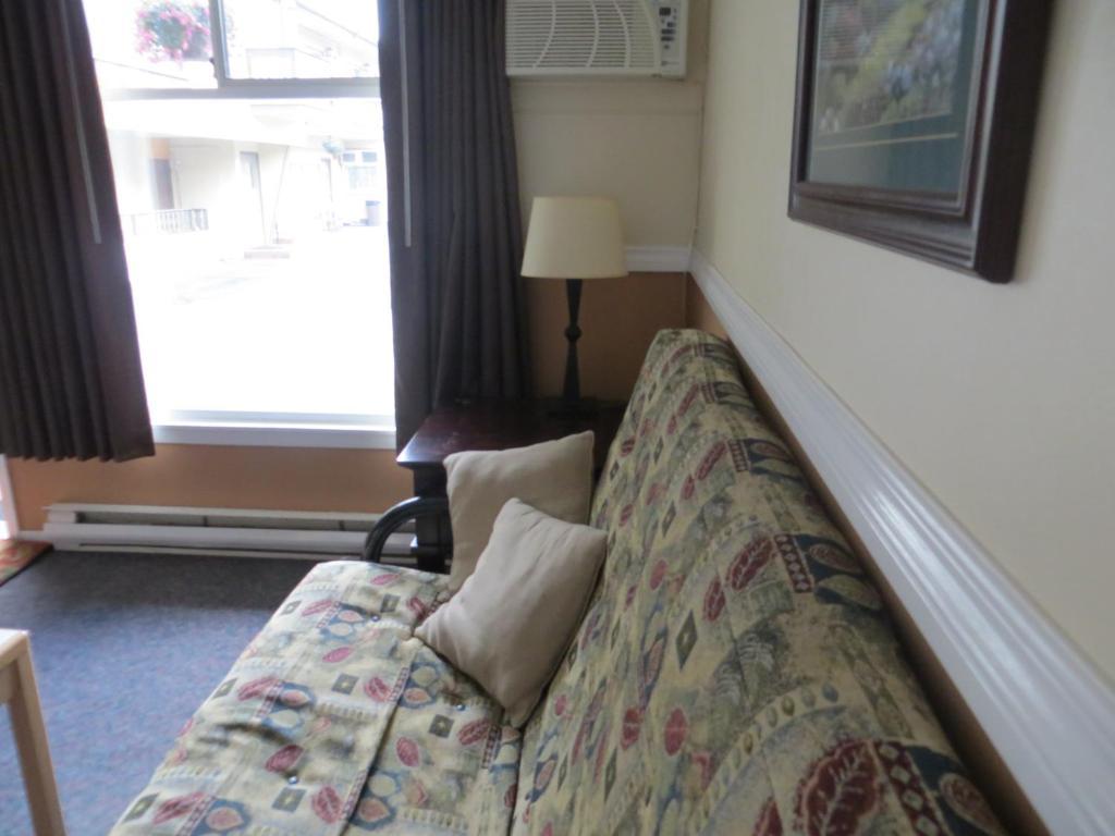 Harrison Village Motel Harrison Hot Springs Bilik gambar