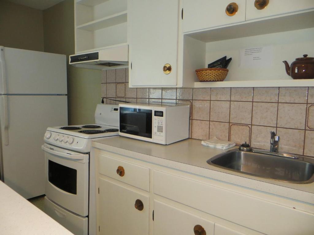 Harrison Village Motel Harrison Hot Springs Bilik gambar