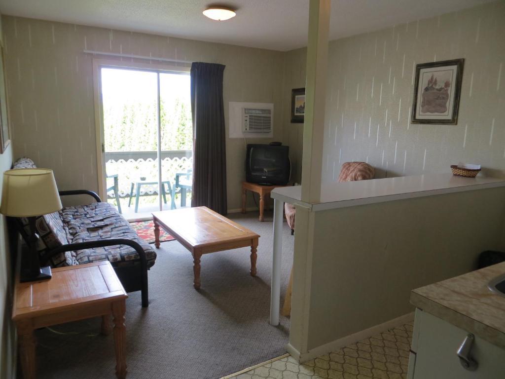 Harrison Village Motel Harrison Hot Springs Bilik gambar