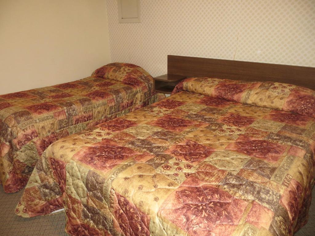 Harrison Village Motel Harrison Hot Springs Bilik gambar